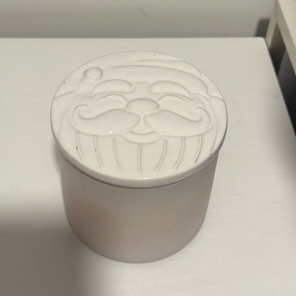 The Perfect Christmas BBW Candle - Picture 2 of 3